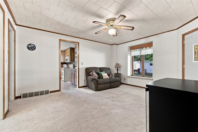 1108 Park Street, Gowrie, IA 50543