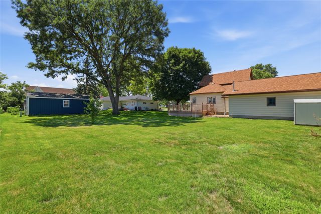 1108 Park Street, Gowrie, IA 50543