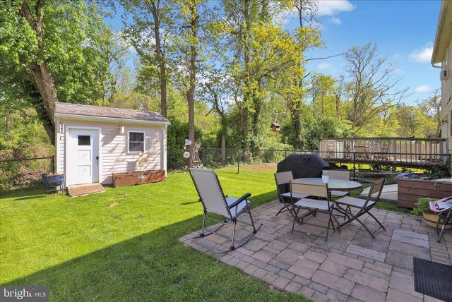 240 HICKORY DR, Fleetwood, PA 19522