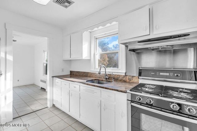 117 Dugan Lane, Toms River, NJ 08753