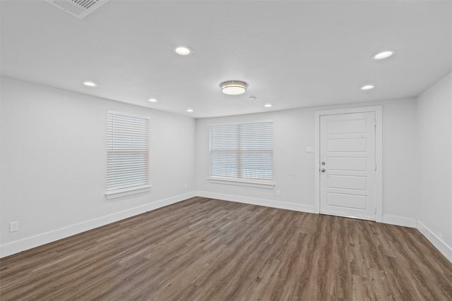 3514 Larry Street, Rowlett, TX 75088