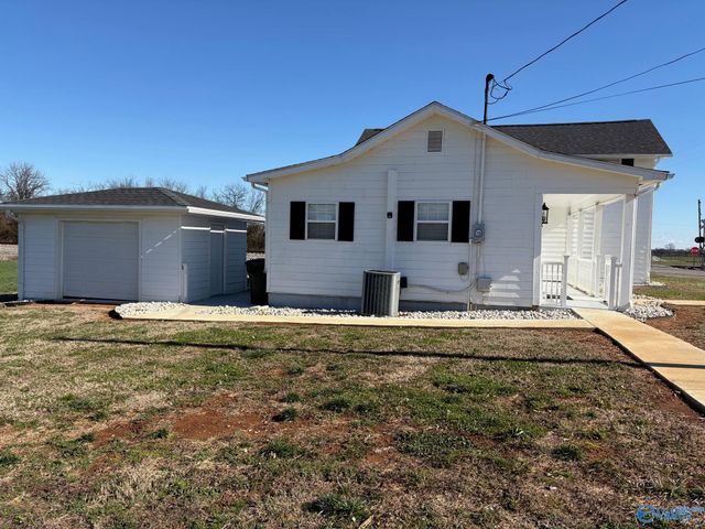 19669 Moyers Road, Athens, AL 35611