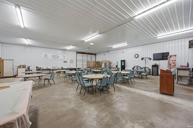 4399 E SR 26 Road, Hartford City, IN 47348