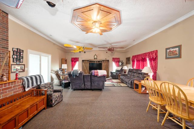 4399 E SR 26 Road, Hartford City, IN 47348