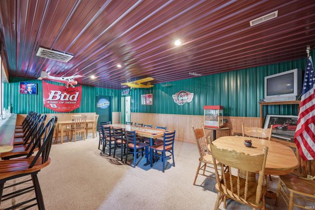 4399 E SR 26 Road, Hartford City, IN 47348
