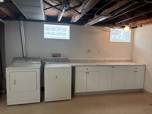 1072 11th Street, Wyandotte, MI 48192