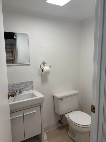 1072 11th Street, Wyandotte, MI 48192