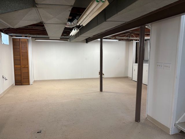 1072 11th Street, Wyandotte, MI 48192