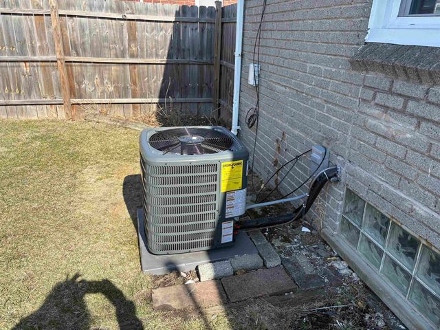 1072 11th Street, Wyandotte, MI 48192