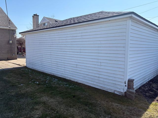 1072 11th Street, Wyandotte, MI 48192