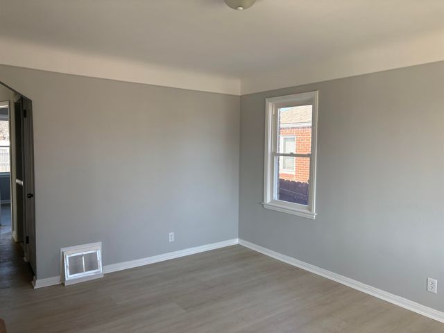 1072 11th Street, Wyandotte, MI 48192