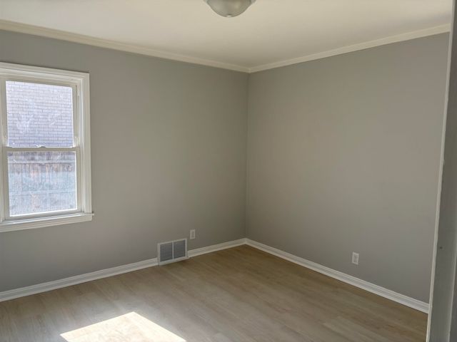 1072 11th Street, Wyandotte, MI 48192