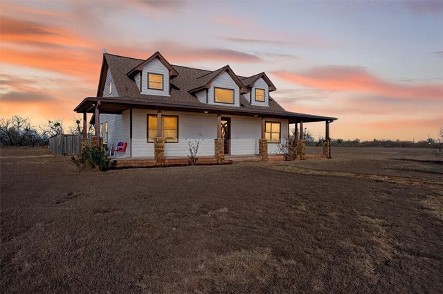 160 Lc Young Road, Graham, TX 76450