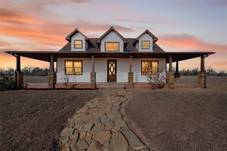 160 Lc Young Road, Graham, TX 76450