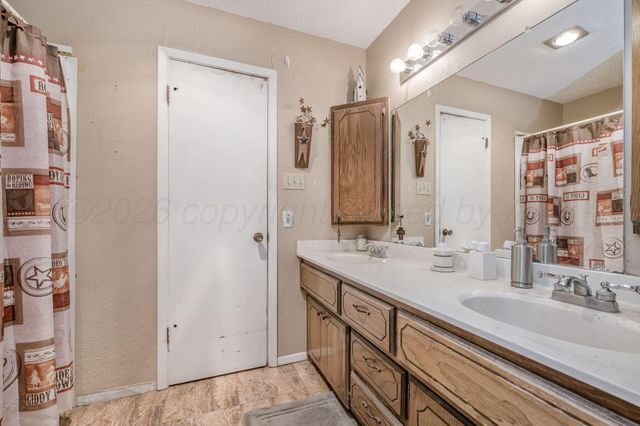 1175 Farm To Market Road 2391, Pampa, TX 79065