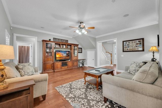 3916 POWERLINE ROAD, Lithia, FL 33547