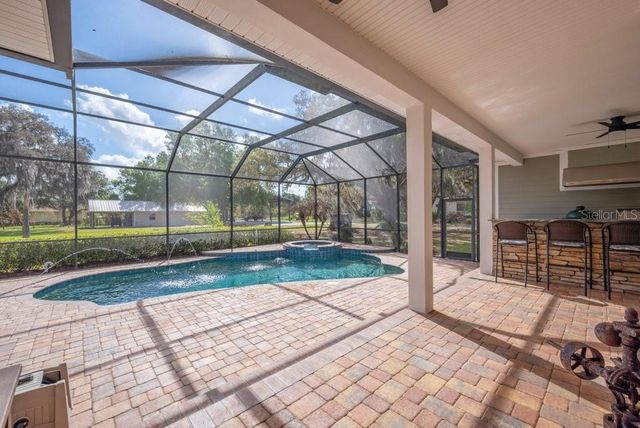 3916 POWERLINE ROAD, Lithia, FL 33547