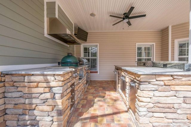 3916 POWERLINE ROAD, Lithia, FL 33547