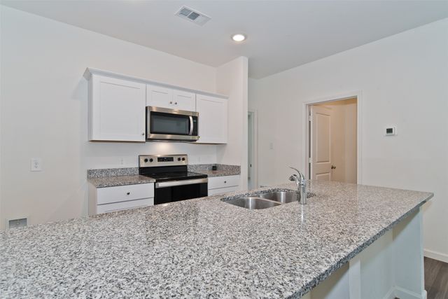 1637 Shadow Hawk Drive, Fort Worth, TX 76052