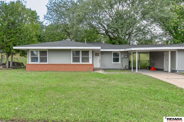 5218 W Benton Street, Lincoln, NE 68524