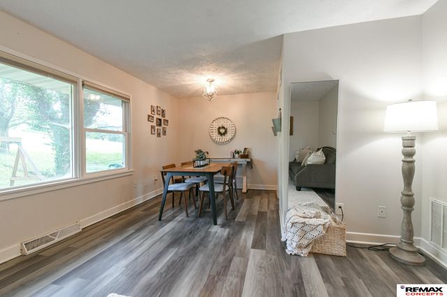 5218 W Benton Street, Lincoln, NE 68524