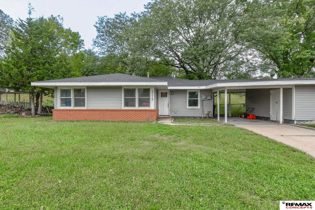 5218 W Benton Street, Lincoln, NE 68524