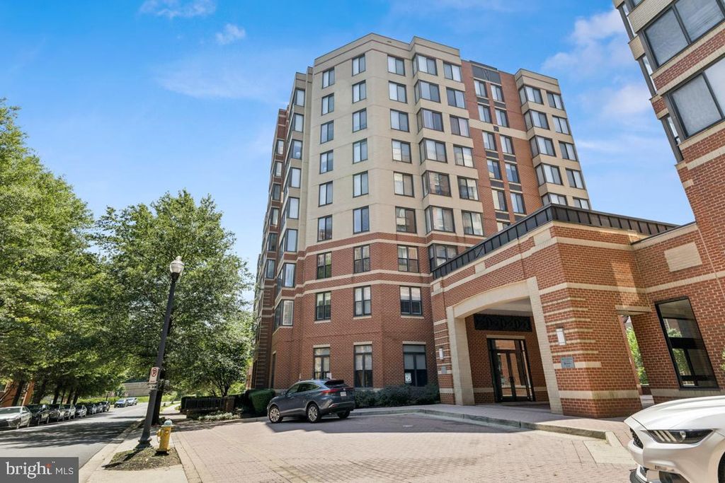 2220 FAIRFAX DR #309, Arlington, VA 22201