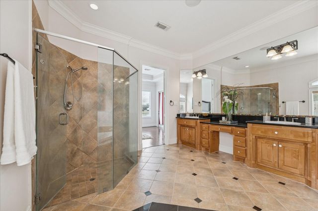 5318 Turning Leaf Lane, Sugar Land, TX 77479