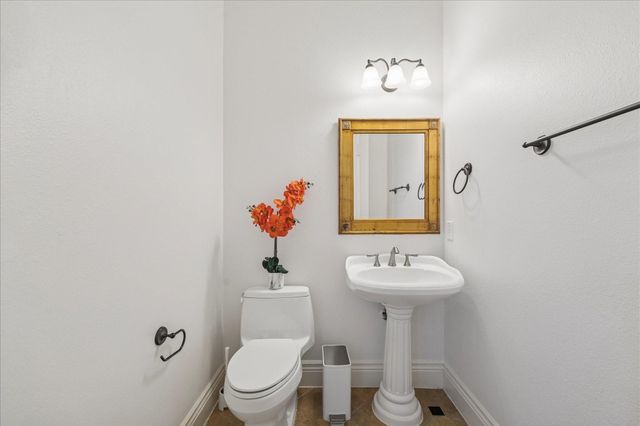 5318 Turning Leaf Lane, Sugar Land, TX 77479