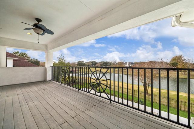 5318 Turning Leaf Lane, Sugar Land, TX 77479