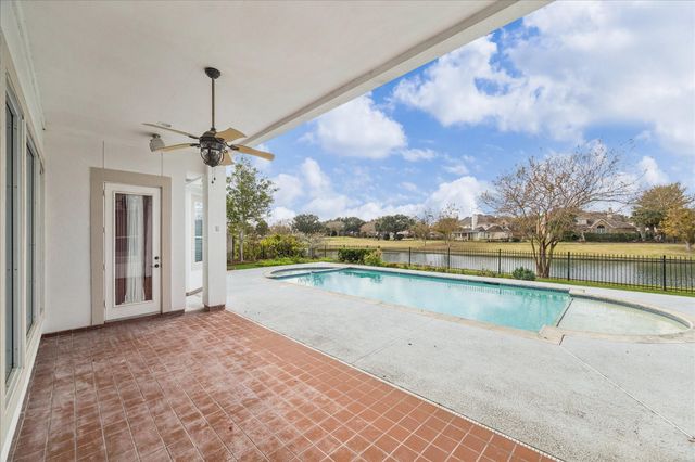 5318 Turning Leaf Lane, Sugar Land, TX 77479