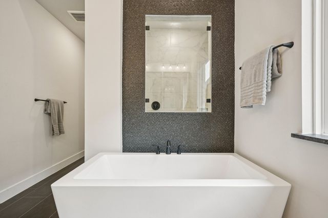 704 Colt Drive, Aubrey, TX 76227