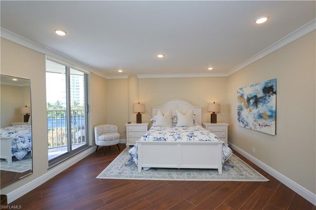 4041 Gulf Shore BLVD N # 305, Naples, FL 34103