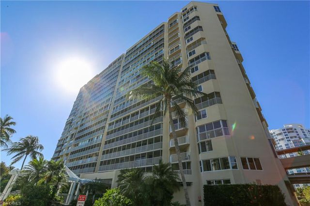 4041 Gulf Shore BLVD N # 305, Naples, FL 34103