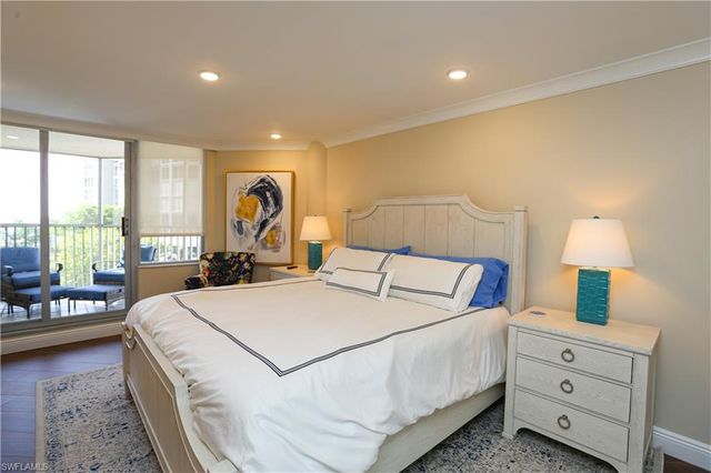 4041 Gulf Shore BLVD N # 305, Naples, FL 34103