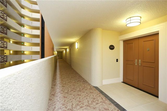 4041 Gulf Shore BLVD N # 305, Naples, FL 34103