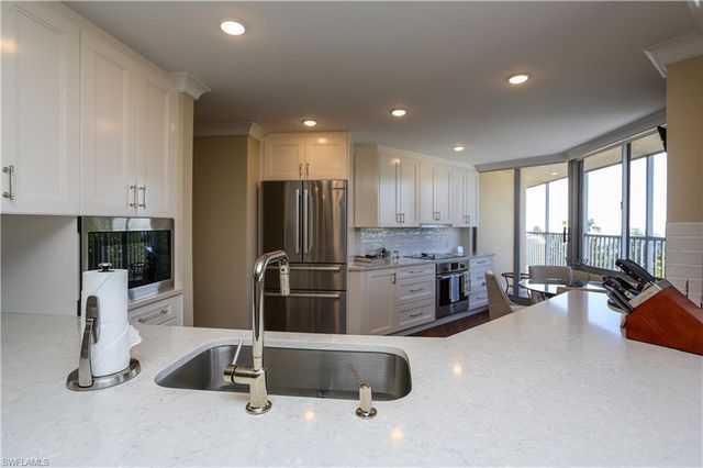 4041 Gulf Shore BLVD N # 305, Naples, FL 34103