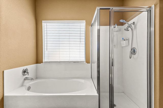 2909 Oakbranch RDG, New Braunfels, TX 78130