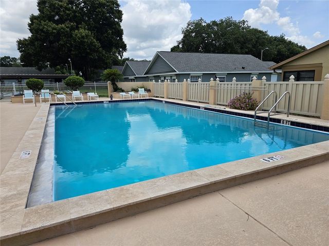 38349 COTTONWOOD PLACE 1, Zephyrhills, FL 33542