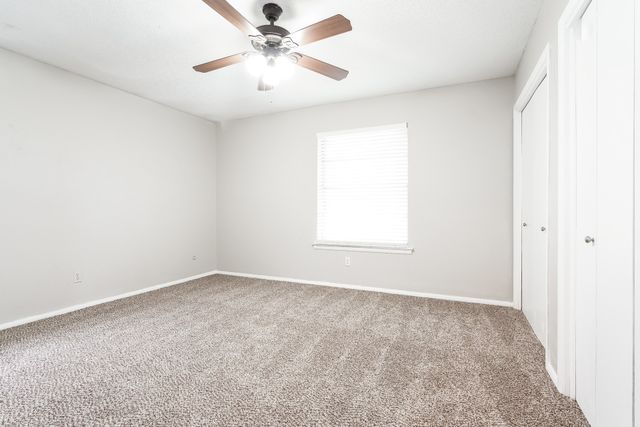 1424 Wreyhill Drive, Hurst, TX 76053