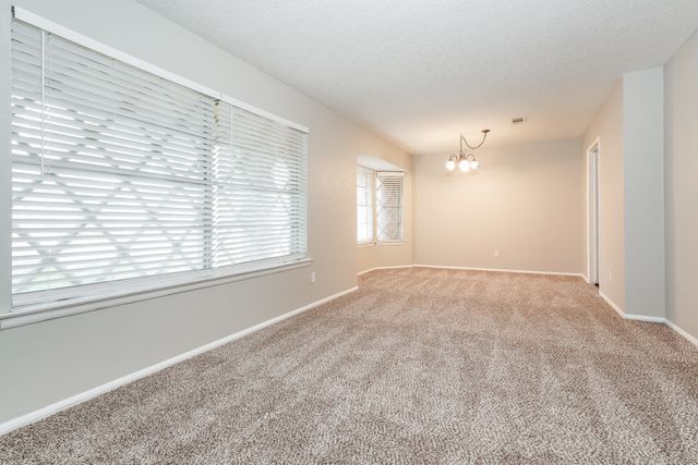 1424 Wreyhill Drive, Hurst, TX 76053
