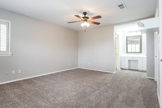 1424 Wreyhill Drive, Hurst, TX 76053