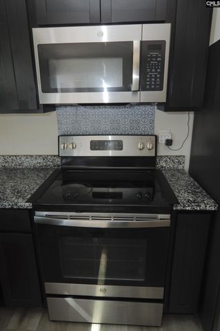 385 saskatoon, Hopkins, SC 29061