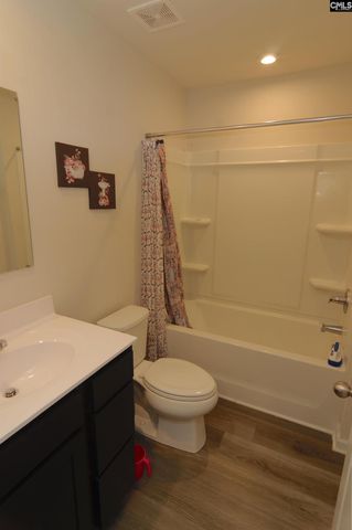 385 saskatoon, Hopkins, SC 29061