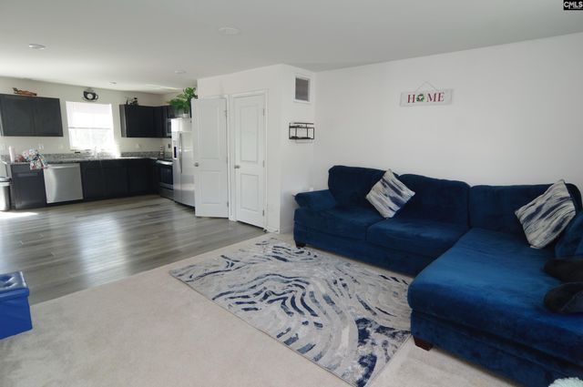 385 saskatoon, Hopkins, SC 29061