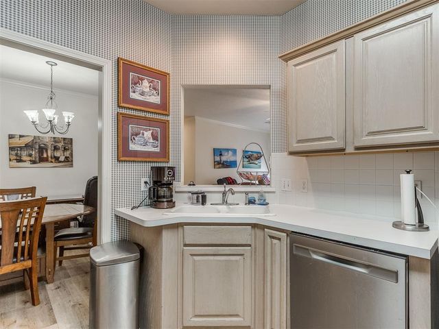 4617 NW 25th Place, Oklahoma City, OK 73127