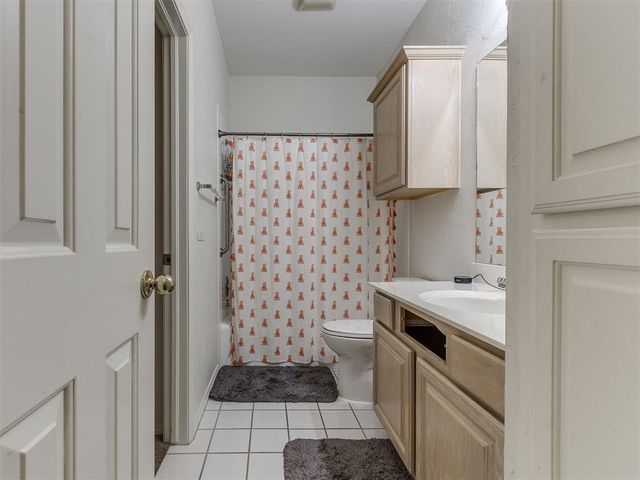 4617 NW 25th Place, Oklahoma City, OK 73127