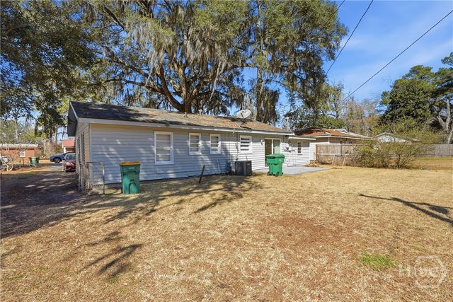 306 Chatham Villa Drive, Savannah, GA 31408