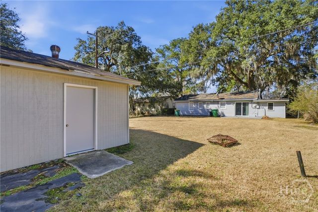 306 Chatham Villa Drive, Savannah, GA 31408