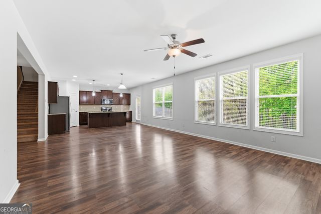 5942 Watersdown Way, Flowery Branch, GA 30542